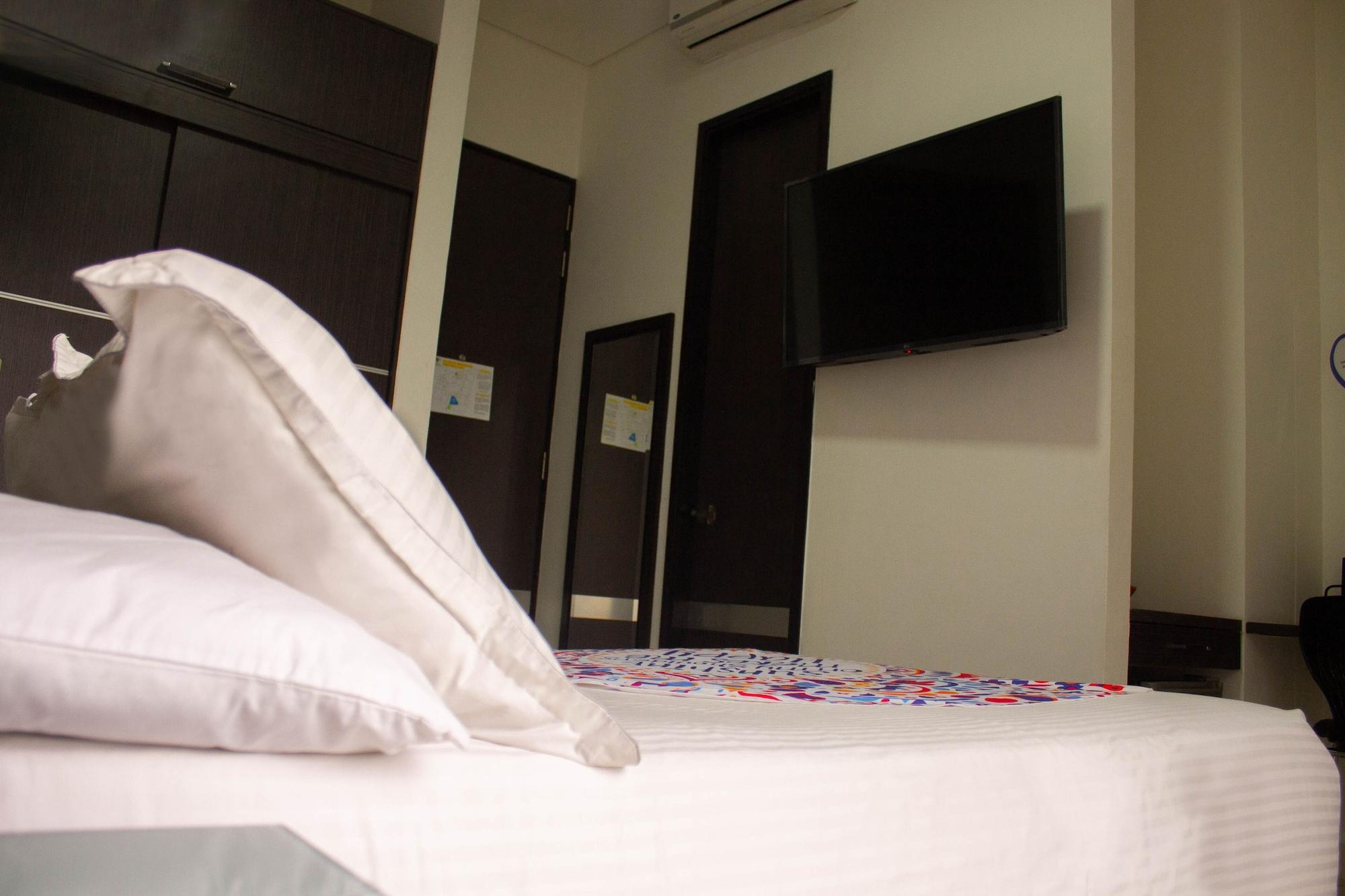 Hotel Bolivariana Plaza Medellín Eksteriør bilde