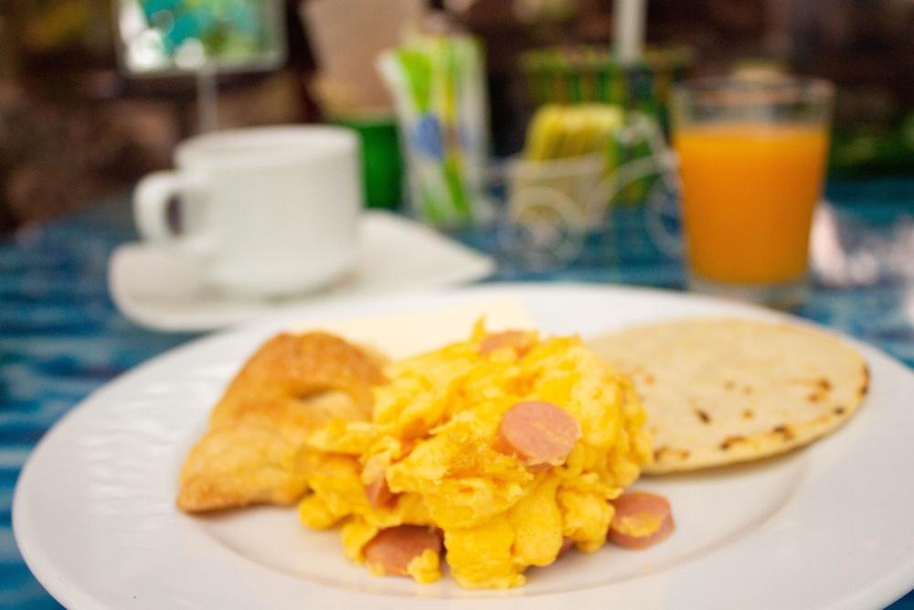 Hotel Bolivariana Plaza Medellín Eksteriør bilde
