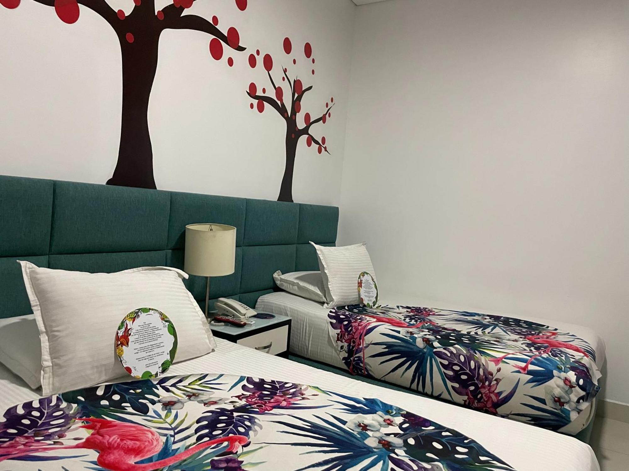 Hotel Bolivariana Plaza Medellín Eksteriør bilde