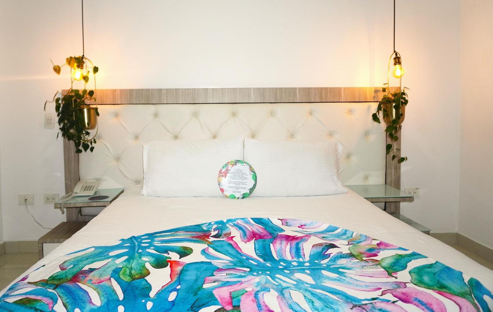 Hotel Bolivariana Plaza Medellín Eksteriør bilde