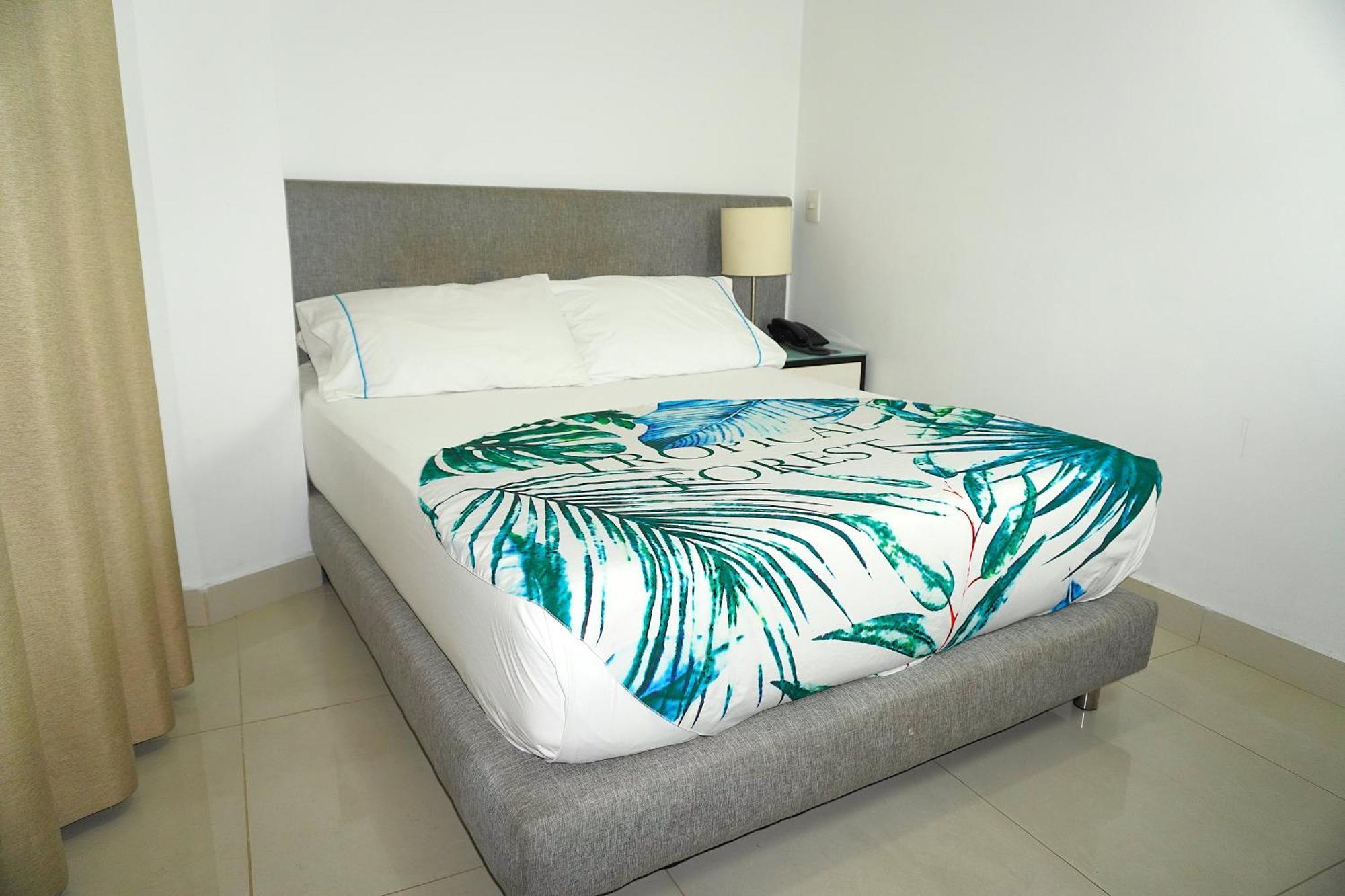 Hotel Bolivariana Plaza Medellín Eksteriør bilde